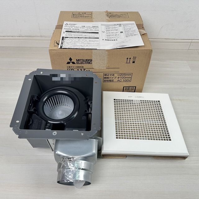 三菱電機 VD-13Z12 換気扇の本体・グリル・外箱・説明書が並んだ付属品一式