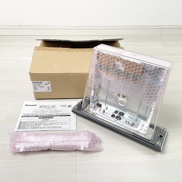 説明書やランプ等の付属品が揃ったパナソニックFW21327CLE1LED誘導灯を埼玉県朝霞市で買取!