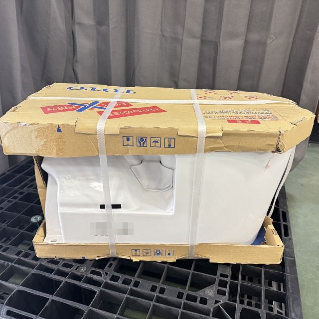 TOTO CS891B 便器の側面と外箱の下部